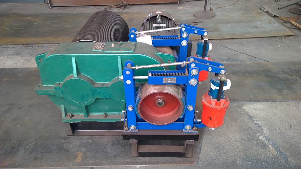 雙膛石灰窯上料卷揚機(jī)